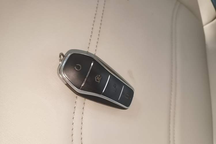 Used BYD Yuan Pro 2023 401 km Deluxe Version Vehicle Key