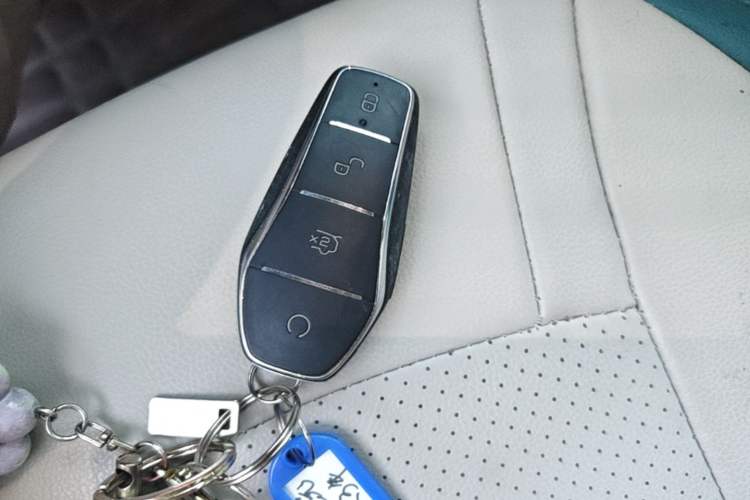 Used BYD Yuan Pro 2023 401 km Deluxe Version Vehicle Key