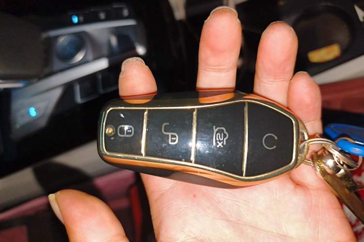 Used BYD Yuan Pro 2023 401 km Deluxe Version Vehicle Key