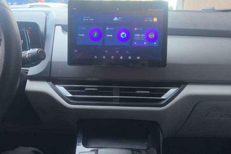 Used BYD Yuan Pro 2023 401KM Luxury Version Audio And AC Panel