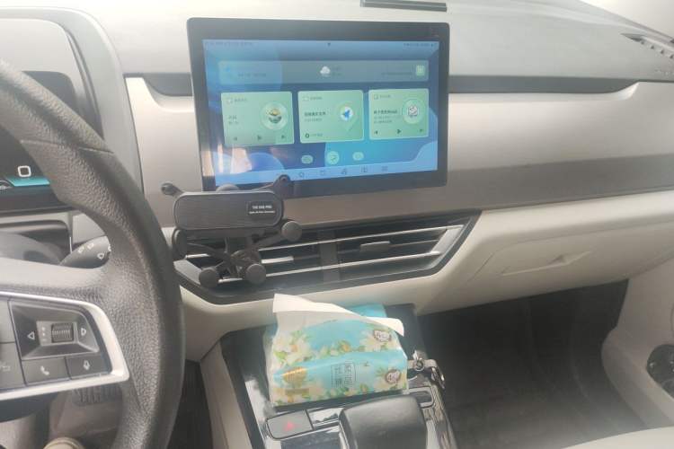 Used BYD Yuan Pro 2023 401 km Deluxe Version Audio And AC Panel