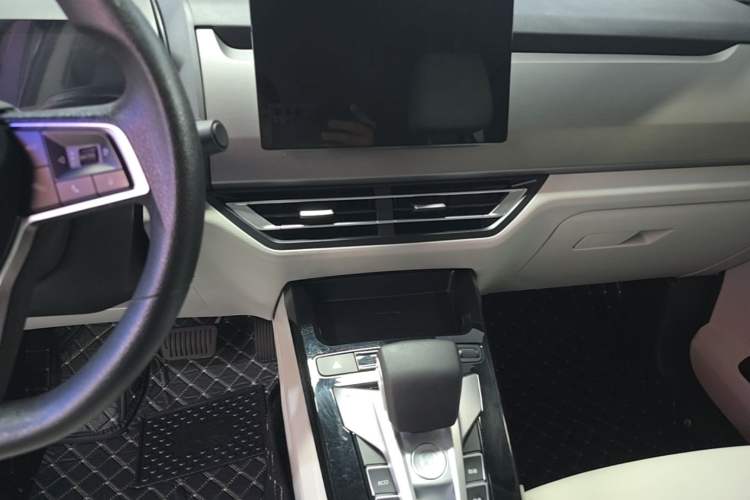 Used BYD Yuan Pro 2023 401KM Luxury Version Audio And AC Panel