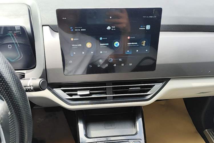 Used BYD Yuan Pro 2023 401KM Luxury Version Audio And AC Panel