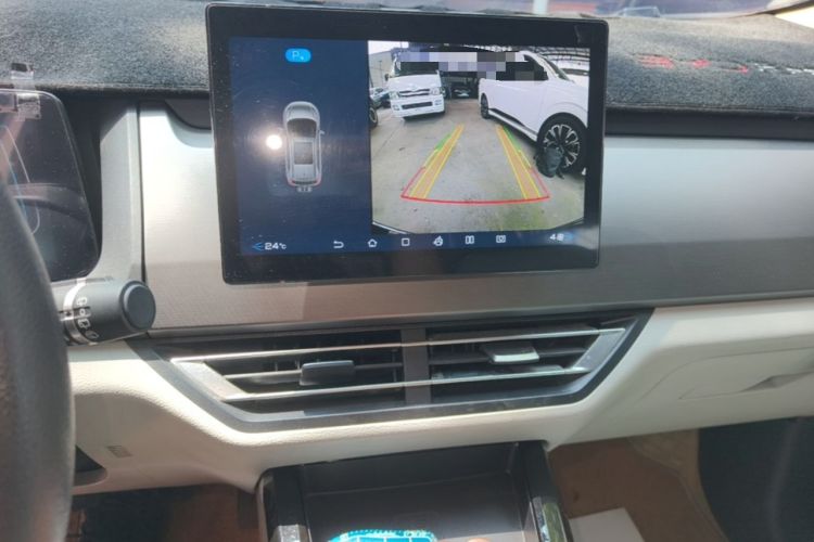 Used BYD Yuan Pro 2023 401KM Luxury Version Audio And AC Panel