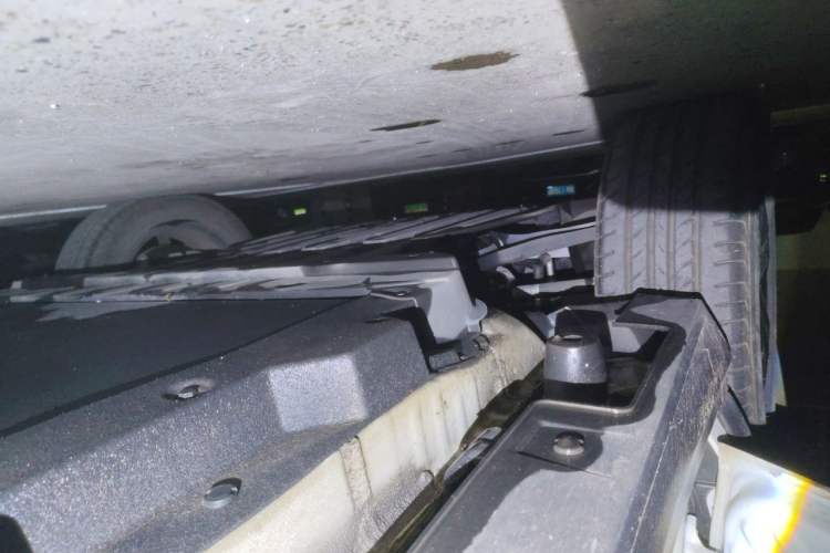Used BYD Yuan Pro 2023 401KM Luxury Version Chassis Front Left