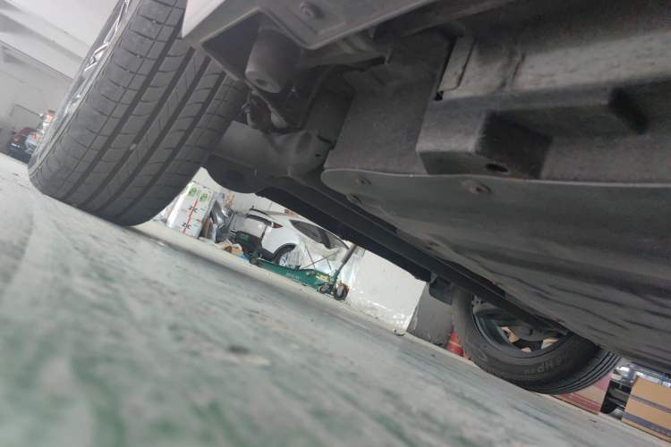 Used BYD Yuan Pro 2023 401KM Luxury Version Chassis Rear Right