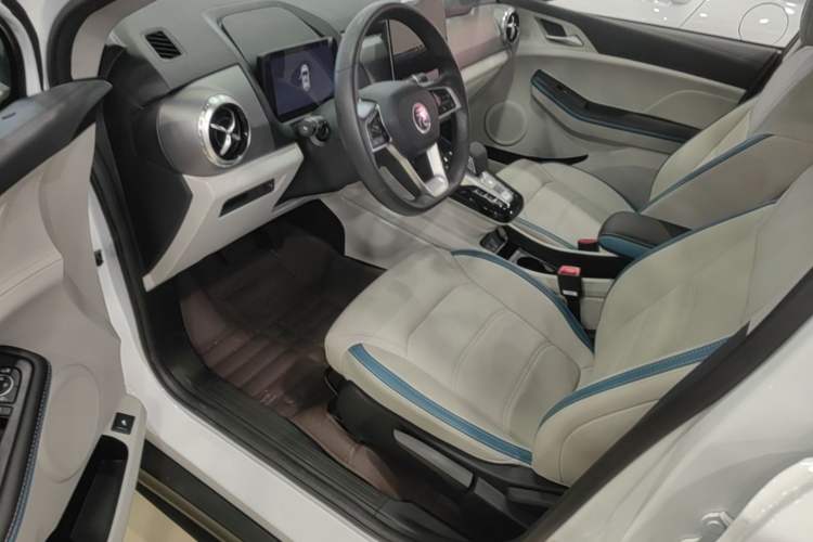 Used BYD Yuan Pro 2023 401 km Deluxe Version Driver Seat
