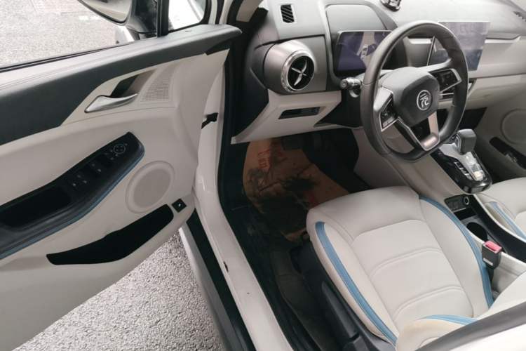 Used BYD Yuan Pro 2023 401 km Deluxe Version Driver Seat