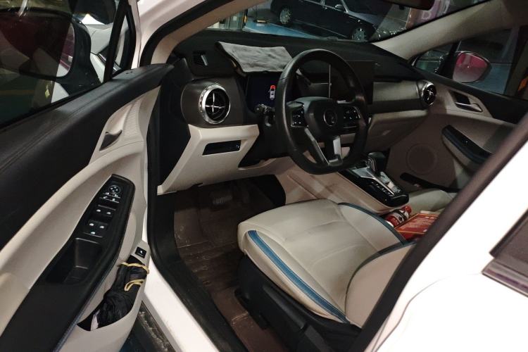 Used BYD Yuan Pro 2023 401KM Luxury Version Driver Seat