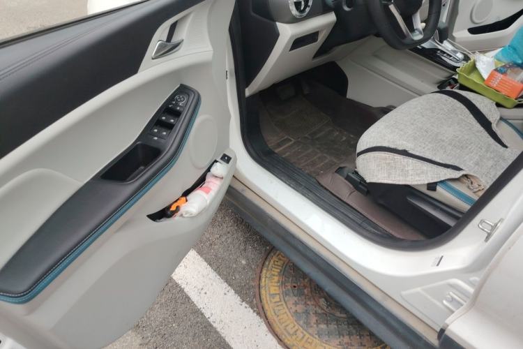 Used BYD Yuan Pro 2023 401KM Luxury Version Driver Seat