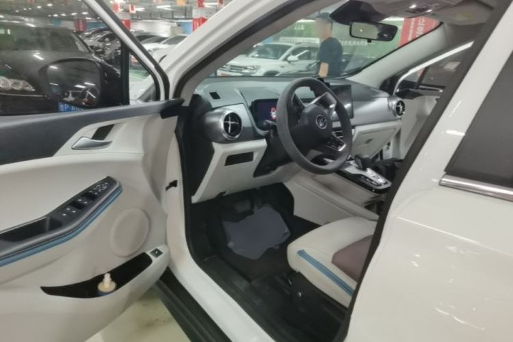 Used BYD Yuan Pro 2023 401 km Deluxe Version Driver Seat