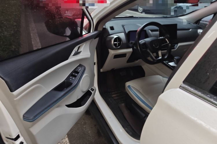 Used BYD Yuan Pro 2023 401KM Luxury Version Driver Seat