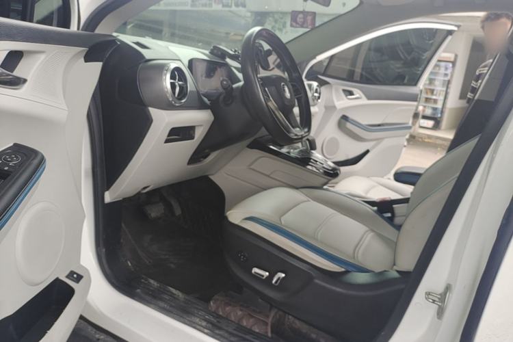 Used BYD Yuan Pro 2023 401KM Luxury Version Driver Seat