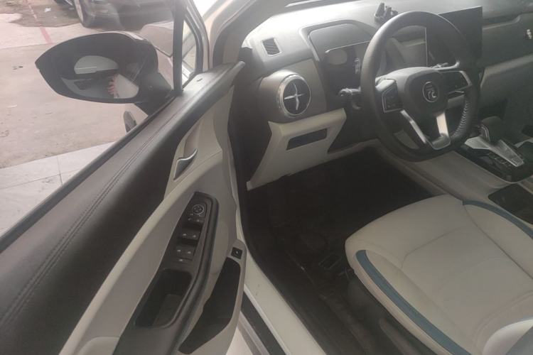 Used BYD Yuan Pro 2023 401KM Luxury Version Driver Seat