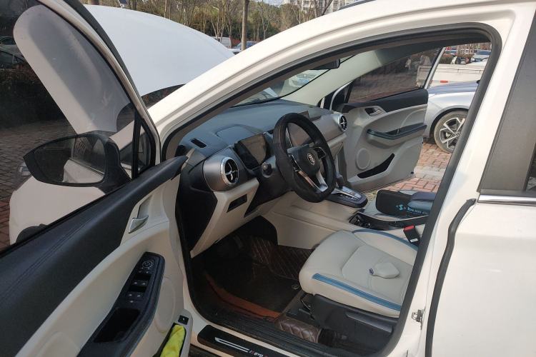 Used BYD Yuan Pro 2023 401KM Luxury Version Driver Seat