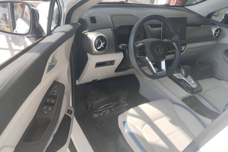 Used BYD Yuan Pro 2023 401 km Deluxe Version Driver Seat