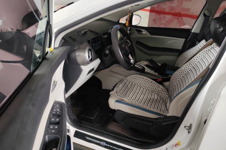 Used BYD Yuan Pro 2023 401 km Deluxe Version Driver Seat