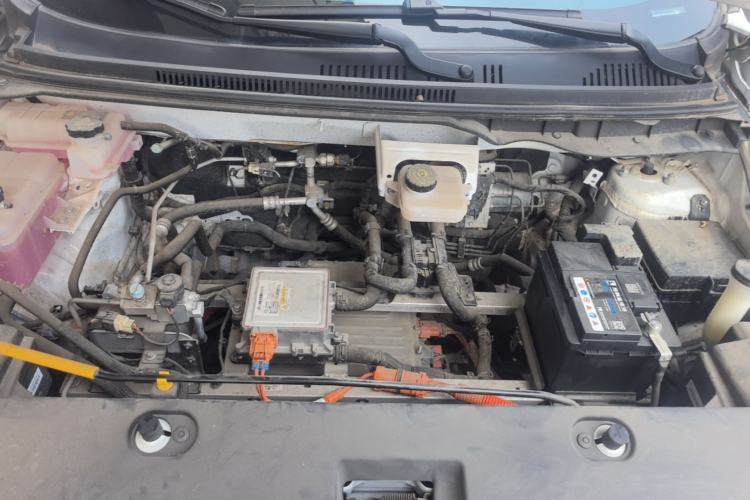 Used BYD Yuan Pro 2023 401KM Luxury Version Engine Bay