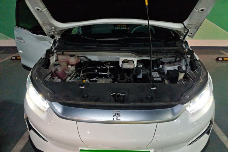 Used BYD Yuan Pro 2023 320KM Luxury Version Engine Bay