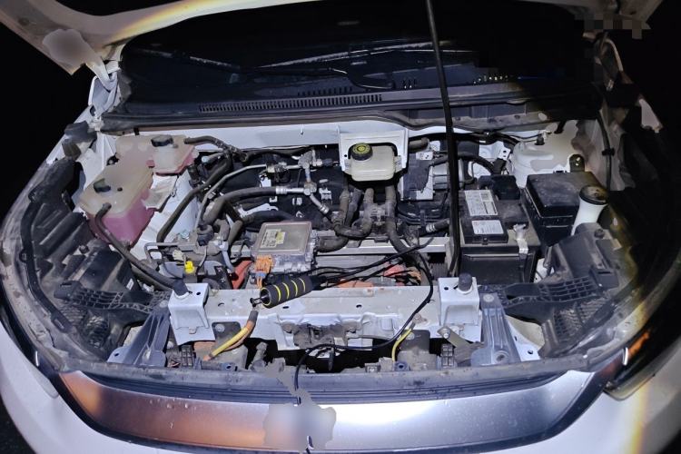 Used BYD Yuan Pro 2023 401KM Luxury Version Engine Bay