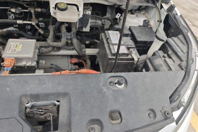 Used BYD Yuan Pro 2023 401 km Deluxe Version Engine Bay Left