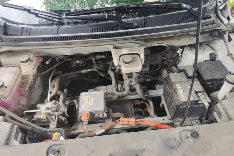 Used BYD Yuan Pro 2023 401KM Luxury Version Engine Bay