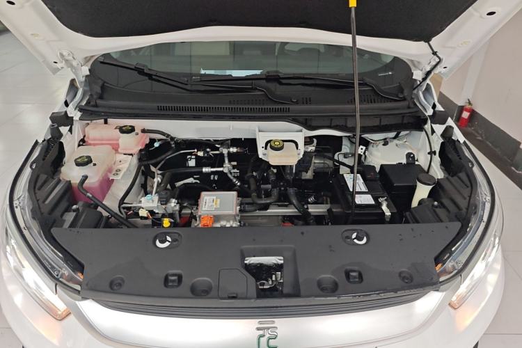 Used BYD Yuan Pro 2023 320KM Luxury Version Engine Bay