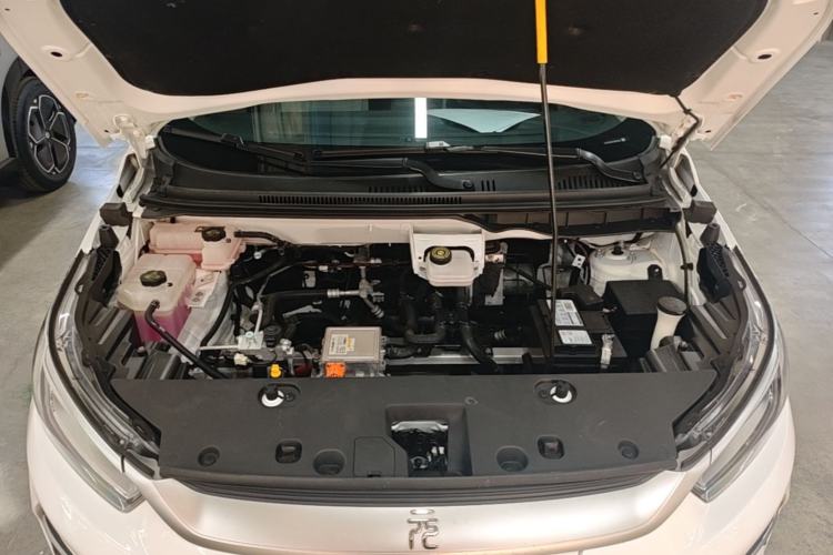 Used BYD Yuan Pro 2023 320KM Luxury Version Engine Bay