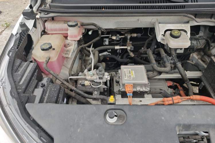 Used BYD Yuan Pro 2023 401 km Deluxe Version Engine Bay Right