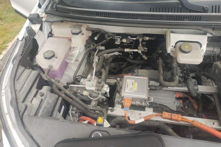 Used BYD Yuan Pro 2023 401 km Deluxe Version Engine Bay Right