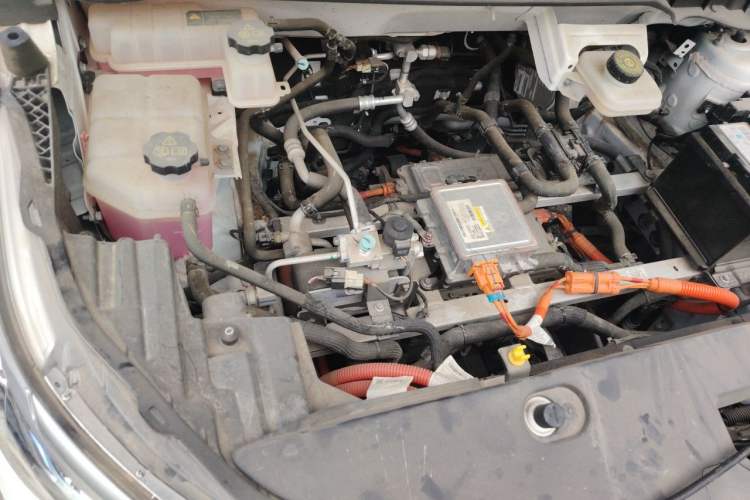 Used BYD Yuan Pro 2023 401KM Luxury Version Engine Bay Right