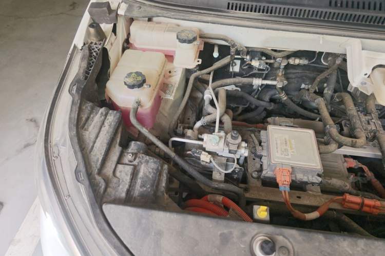 Used BYD Yuan Pro 2023 401 km Deluxe Version Engine Bay Right