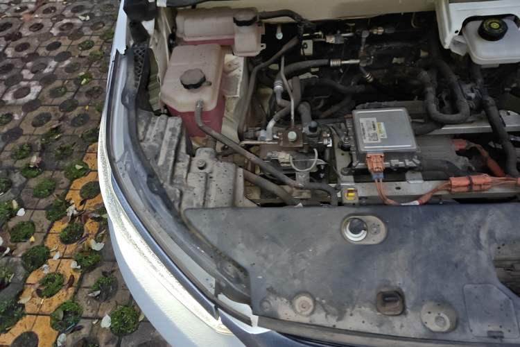 Used BYD Yuan Pro 2023 401KM Luxury Version Engine Bay Right