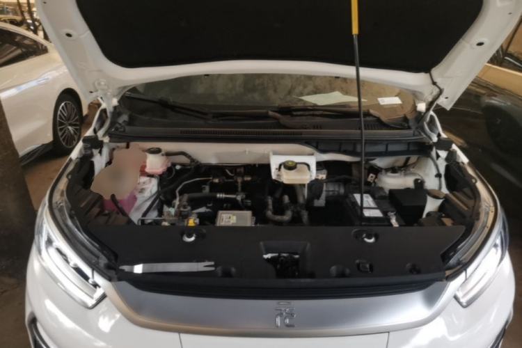 Used BYD Yuan Pro 2023 401KM Luxury Version Engine Bay