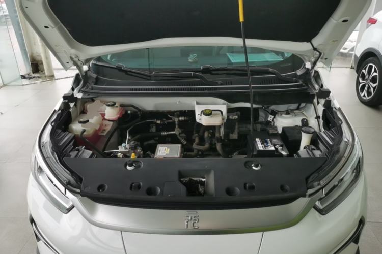 Used BYD Yuan Pro 2023 401KM Luxury Version Engine Bay