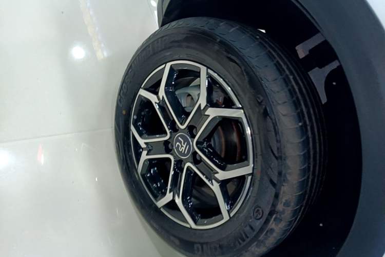 Used BYD Yuan Pro 2023 401 km Deluxe Version Exterior 2