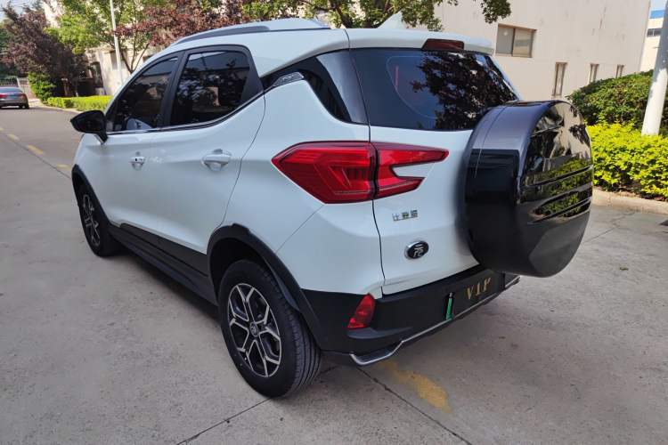 Used BYD Yuan Pro 2023 320KM Luxury Version Exterior 2