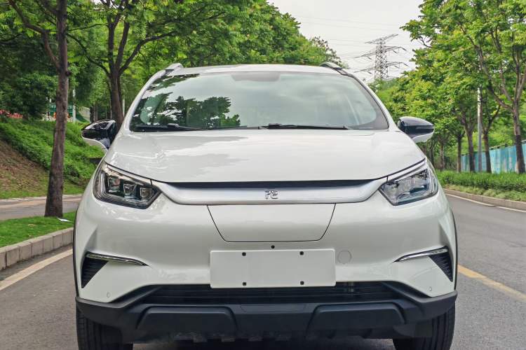 Used BYD Yuan Pro 2023 401 km Deluxe Version Exterior 3