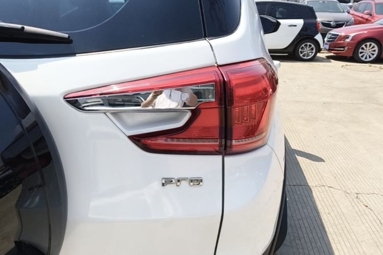 Used BYD Yuan Pro 2023 401KM Luxury Version Exterior 3