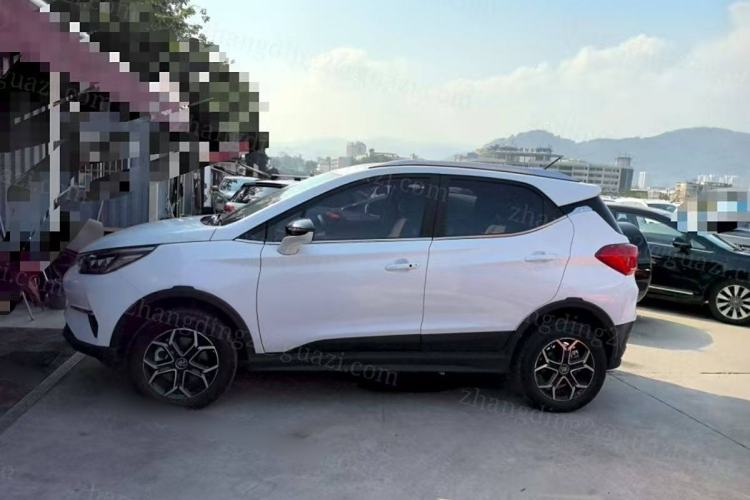 Used BYD Yuan Pro 2023 401KM Luxury Version Exterior 3