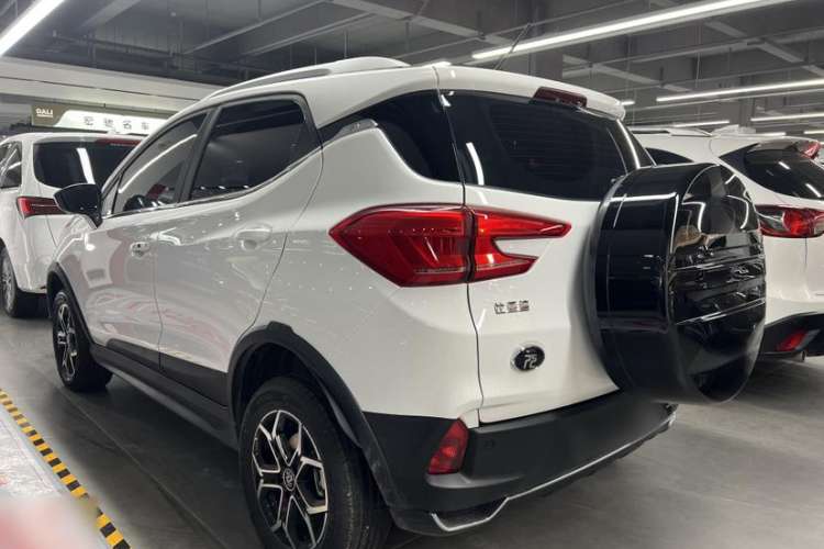 Used BYD Yuan Pro 2023 401 km Deluxe Version Exterior 3