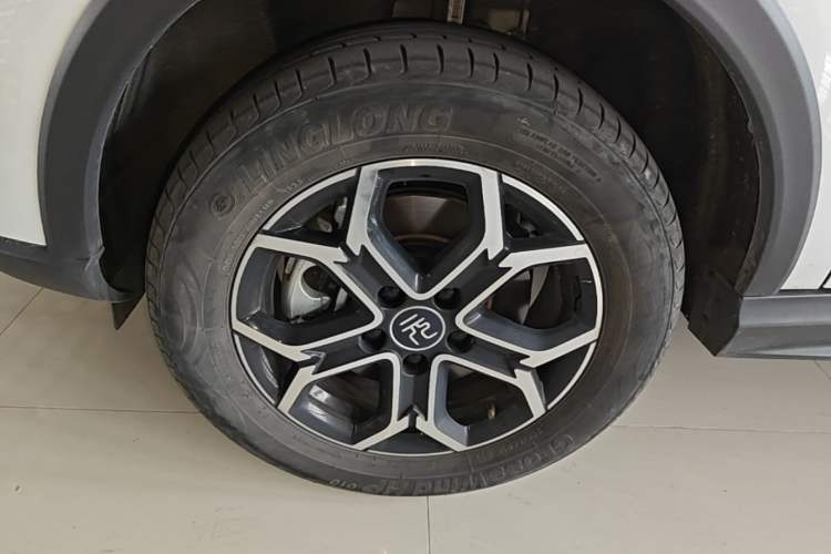 Used BYD Yuan Pro 2023 401 km Deluxe Version Exterior 4