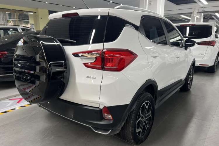 Used BYD Yuan Pro 2023 401 km Deluxe Version Exterior 4