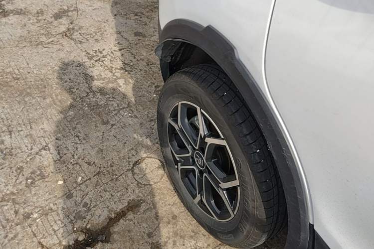 Used BYD Yuan Pro 2023 401 km Deluxe Version Exterior 5