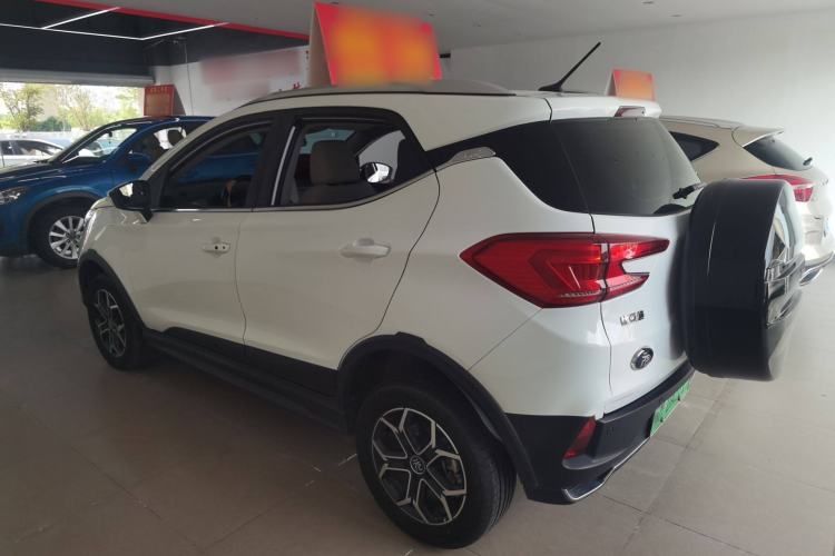 Used BYD Yuan Pro 2023 320KM Luxury Version Exterior 5
