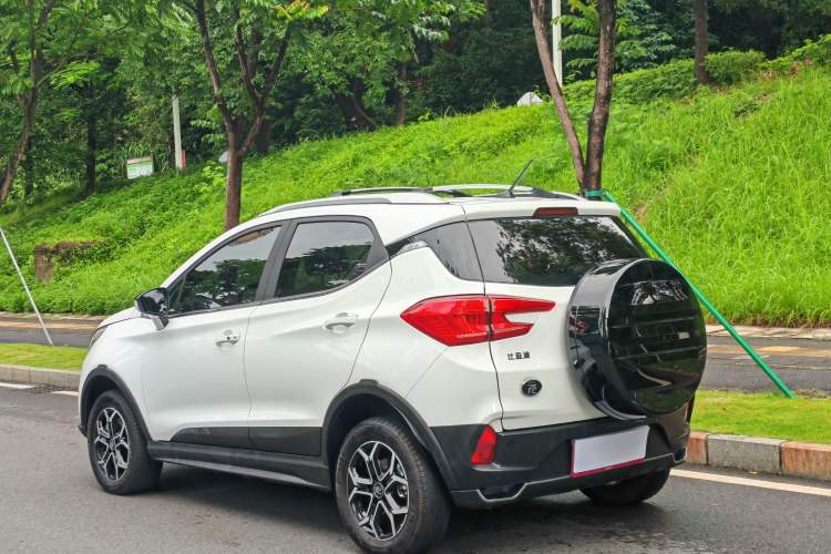 Used BYD Yuan Pro 2023 401 km Deluxe Version Exterior 7