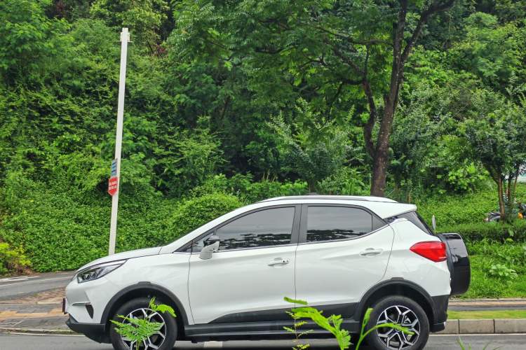 Used BYD Yuan Pro 2023 401 km Deluxe Version Exterior 8