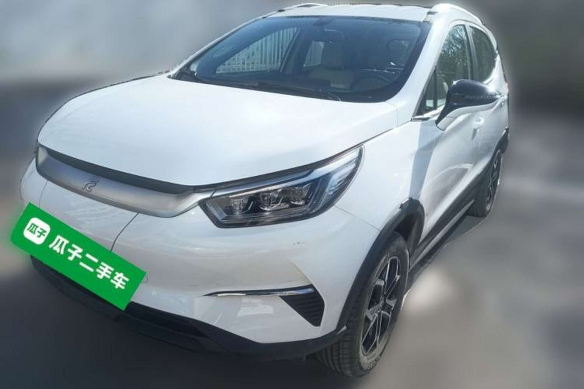 Used BYD Yuan Pro 2023 401KM Luxury Version Front Left 45 Deg