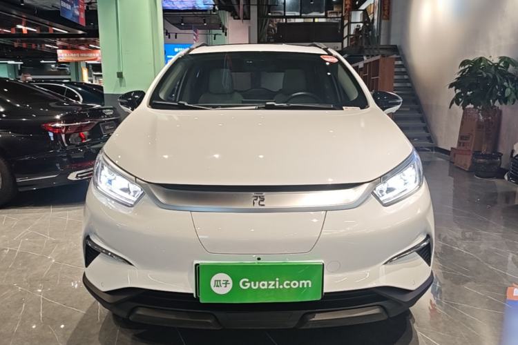 Used BYD Yuan Pro 2023 401 km Deluxe Version Front