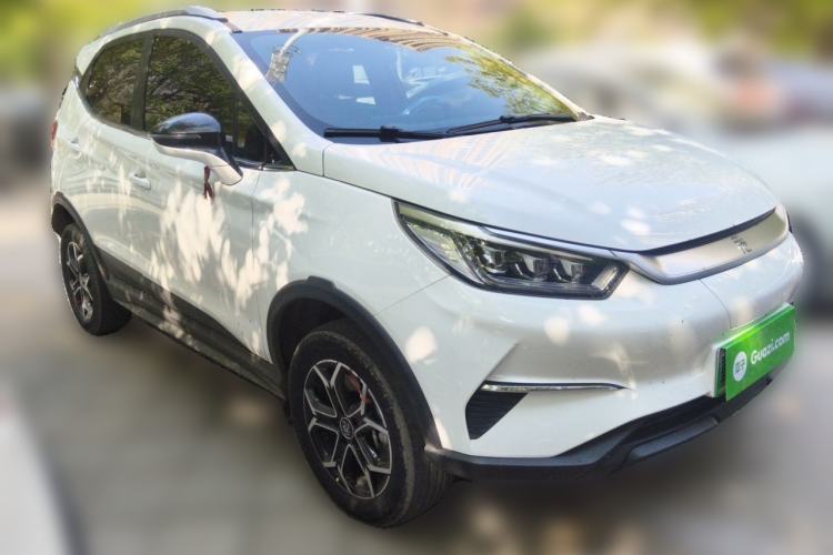 Used BYD Yuan Pro 2023 401KM Luxury Version Front Right 45 Deg